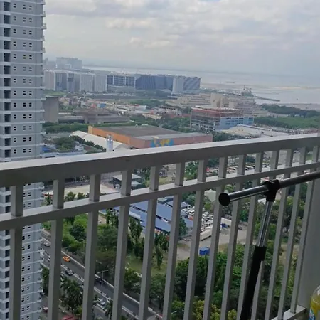 Staycation At A Breeze 01